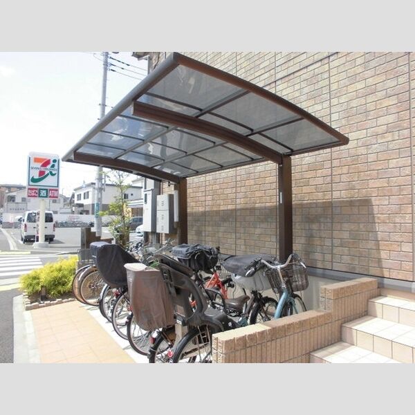 フォーリーフ瑞江 駐輪場