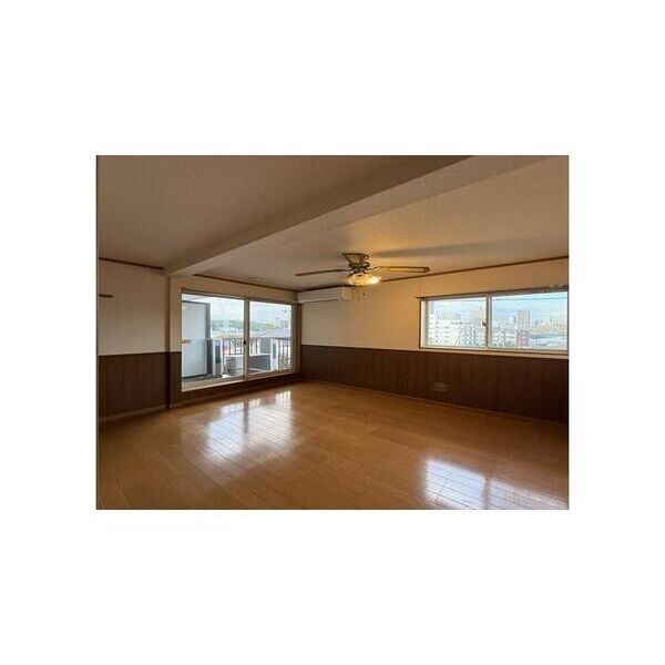 パレットコート203号室 リビング