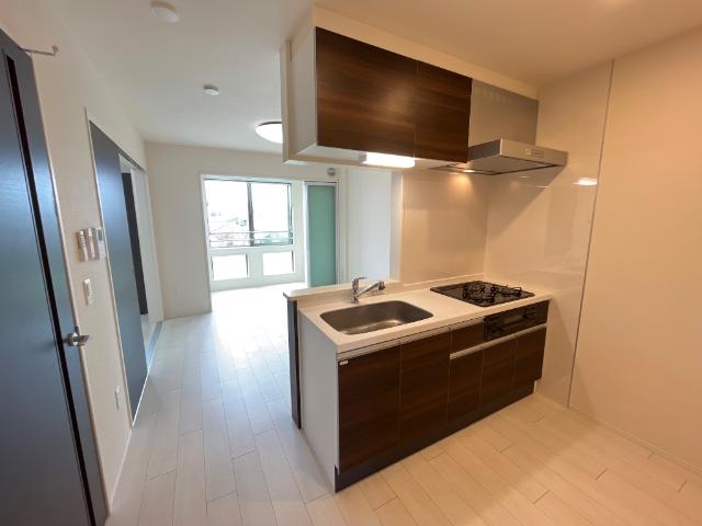 アジュール207号室 リビング