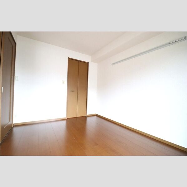 プレミール102号室 洋室6帖