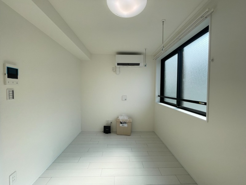 IL MEZZO DI TOKYO，TRE リビング