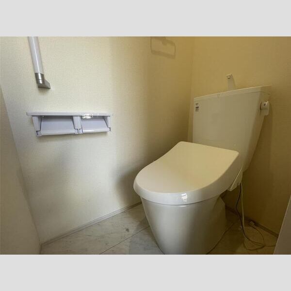 リーブルファイン足立南花畑 トイレ