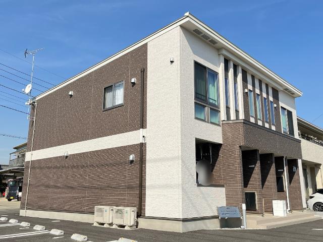 サン　メゾンＣ 外観写真（昼）