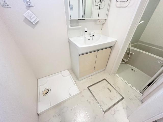 コンフォールK102号室 同建物別部屋の参考画像