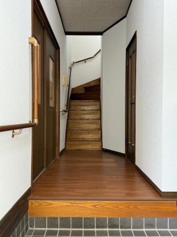 下貝塚戸建て ゆとりのある玄関