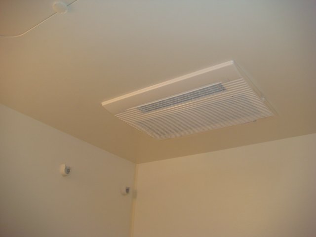 シェルル・スイート305号室 浴室乾燥機