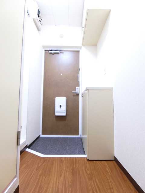 ドルチェ武蔵野0304号室 玄関