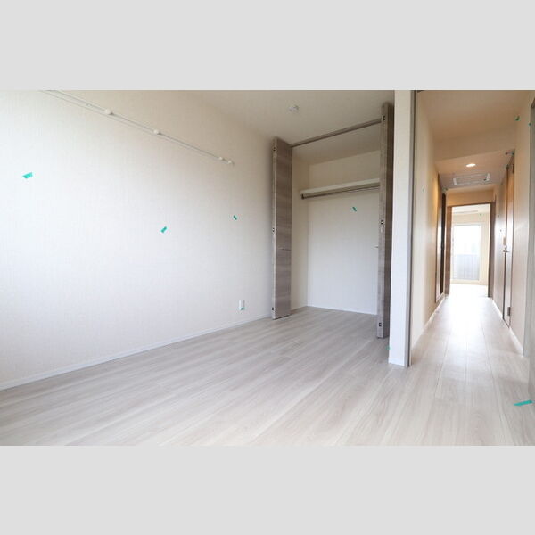 Sunny Hills　B棟302号室 洋室　6.1帖