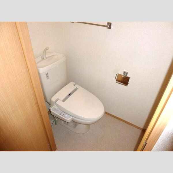 ウェルストン102号室 トイレ