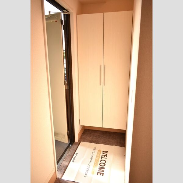 ハピネス107号室 玄関