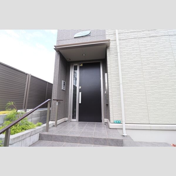 アンクレージュ101号室 エントランス