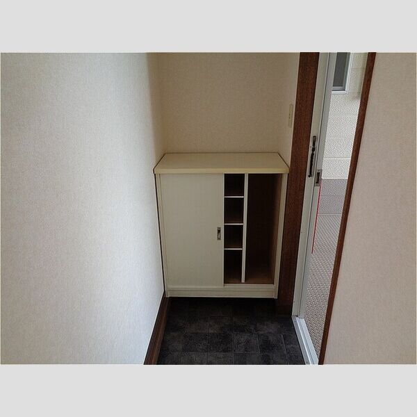 サウスコーポA202号室 シューズBOX