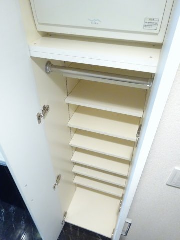 ＥＸＩＭ　ＯＧＩＫＵＢＯ 収納