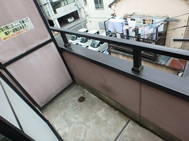 コンフォート日暮里 バルコニー