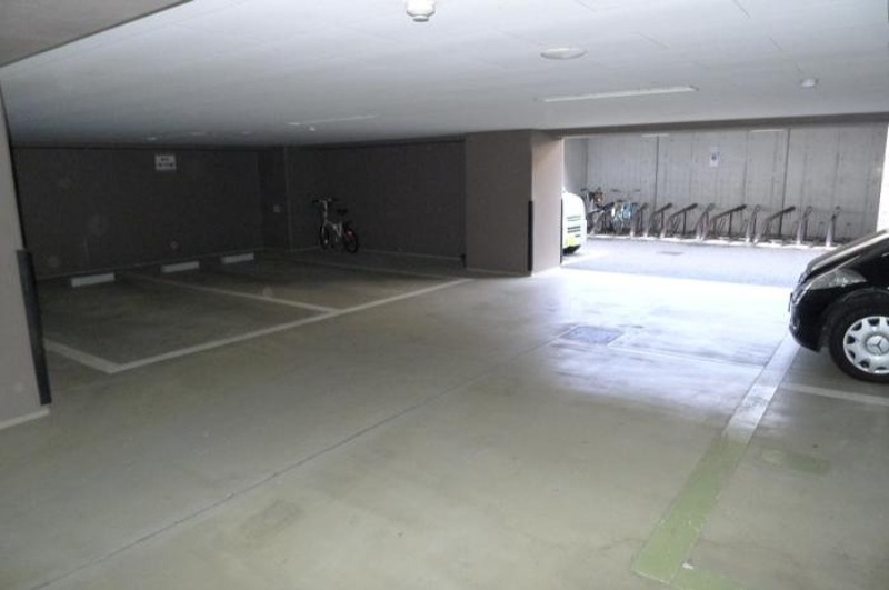 ステージファースト目白第2 駐車場