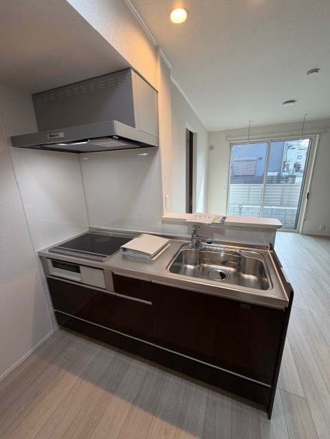 ＣＬＡＩＲＥ　　ＭＵＳＡＳＨＩ102号室 キッチン