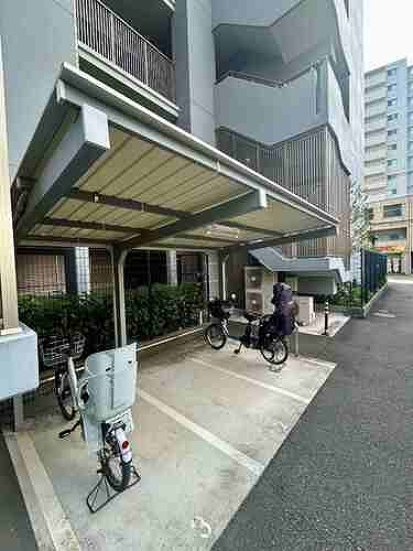 ライオンズ川口幸町グランフォート5階 駐輪場　※2025年11月撮影の写真