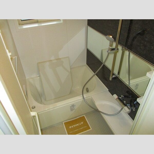 コートフォレスタ　A バス