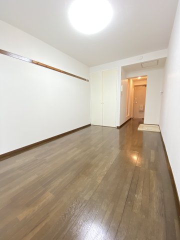 サンライズ北柏205号室 リビング