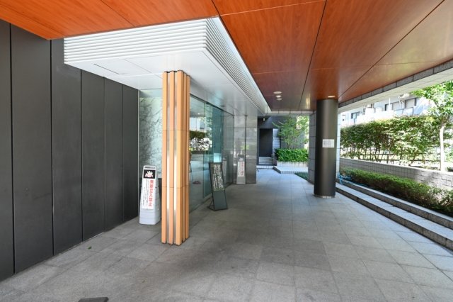 ダイナシティ高円寺 エントランス