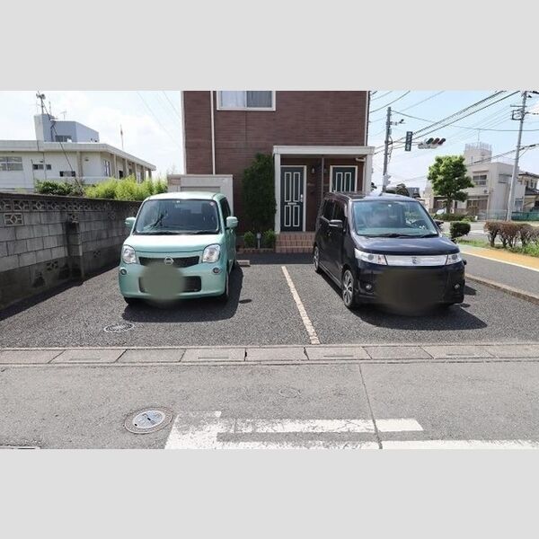 アネックスツイン　B 駐車場