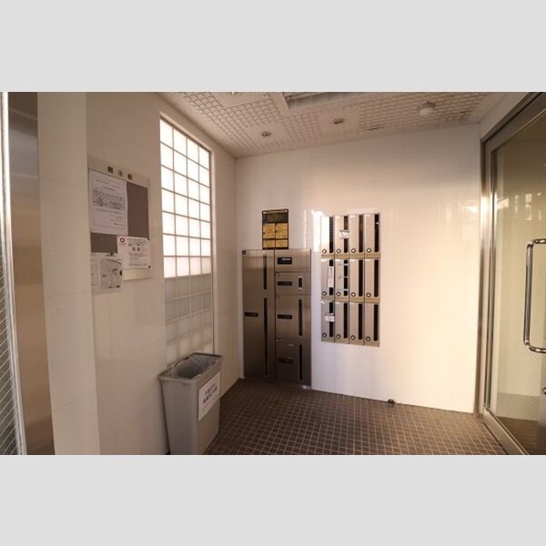 グランシーズ・アリヤマ 宅配BOXと郵便BOX