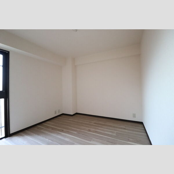 パークヒルズ302号室 東側洋室