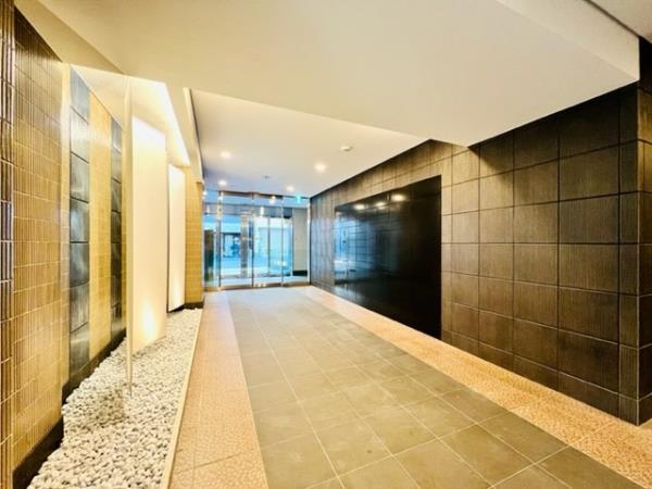 Ｂｒｉｌｌｉａ　ｉｓｔ　上野1102号室 エントランス