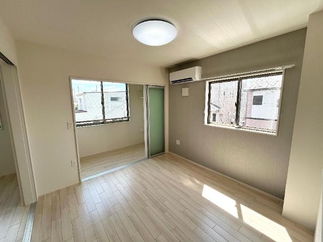 ルナフォーリア205号室 リビング