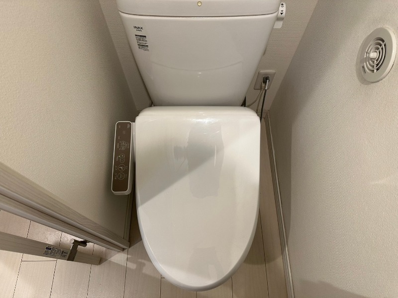 CREAL王子South2階 トイレ