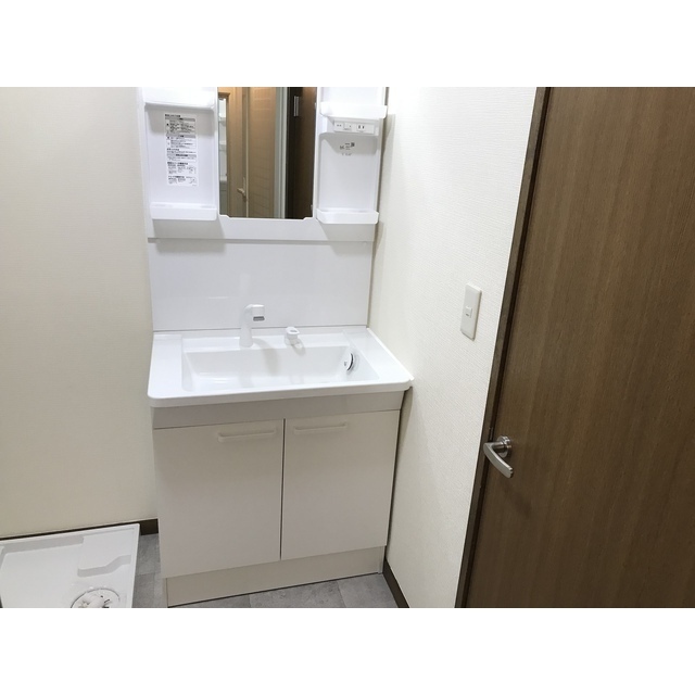 モンメール大磯202号室 内観