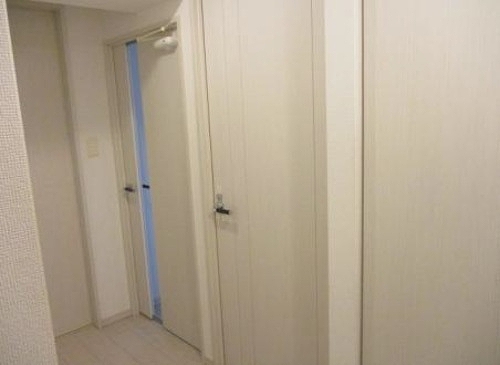 ライオンズ鶯谷マークスフォート 玄関　※2025年12月撮影の写真