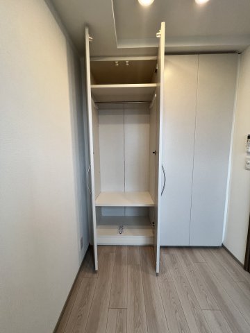 GRAN PASEO 鷺ノ宮203号室 収納