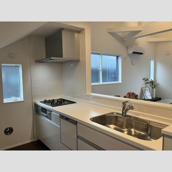 マイホームネクスト滝山5丁目2号棟 キッチン