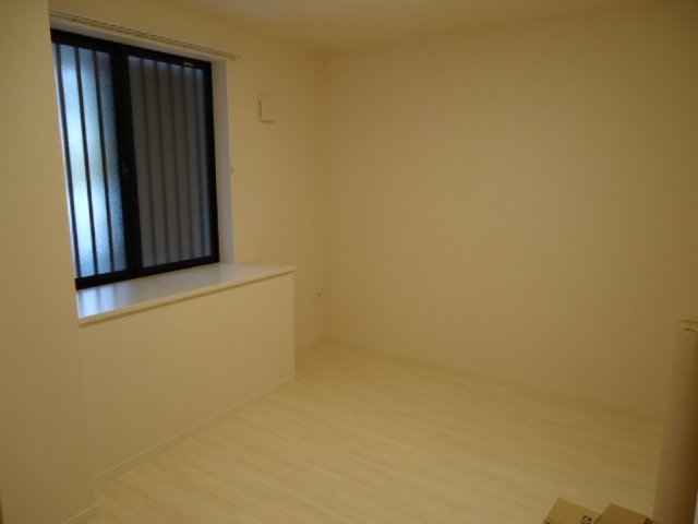 エレガンスエイト 洋室