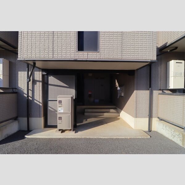 プリムヴェール　弐番館101号室 エントランス