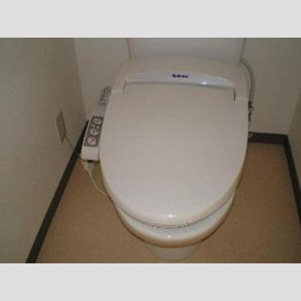 メゾン・ヴェール201号室 温水洗浄便座