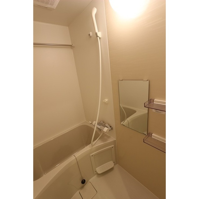 ＧＲＡＮＤＲＥＶＥ横濱　Ⅱ 浴室乾燥機付き