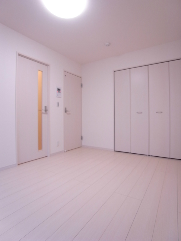 リブリ・インフロント 内観