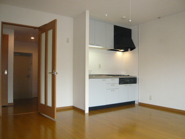 ロワゾブルー 居室3