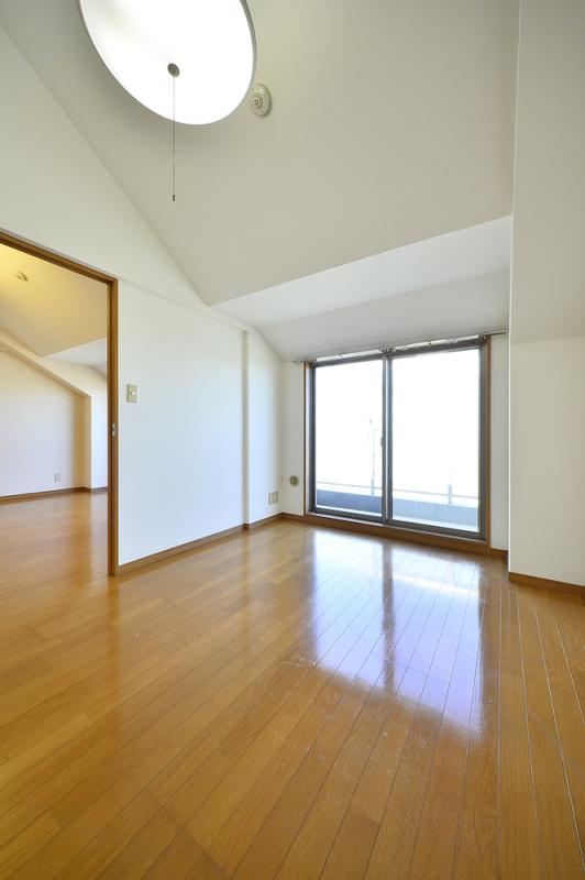 ヴィバーチェ仙川5階 玄関