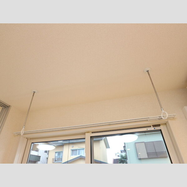 アベリア102号室 室内物干し