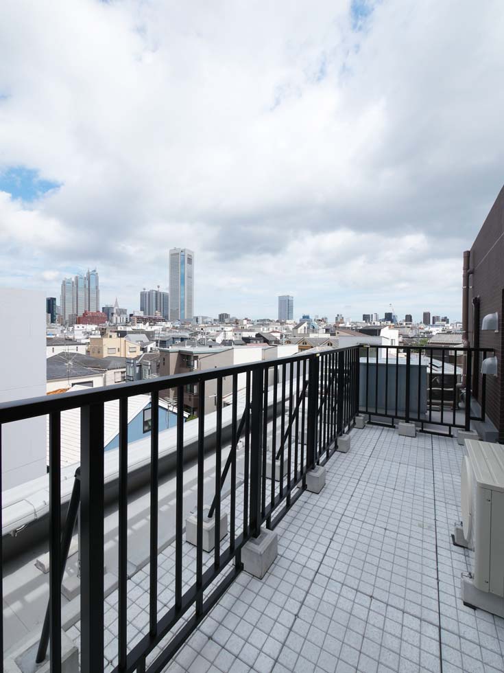 コンポジット渋谷本町5階 内観