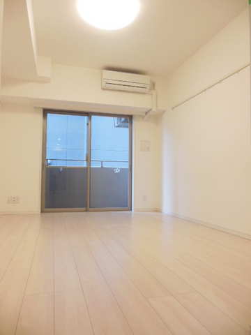 グランド・ガーラ新横浜South9階 居室には照明が付いています！