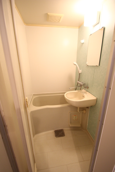 サマックス・シャローム2階 部屋その他