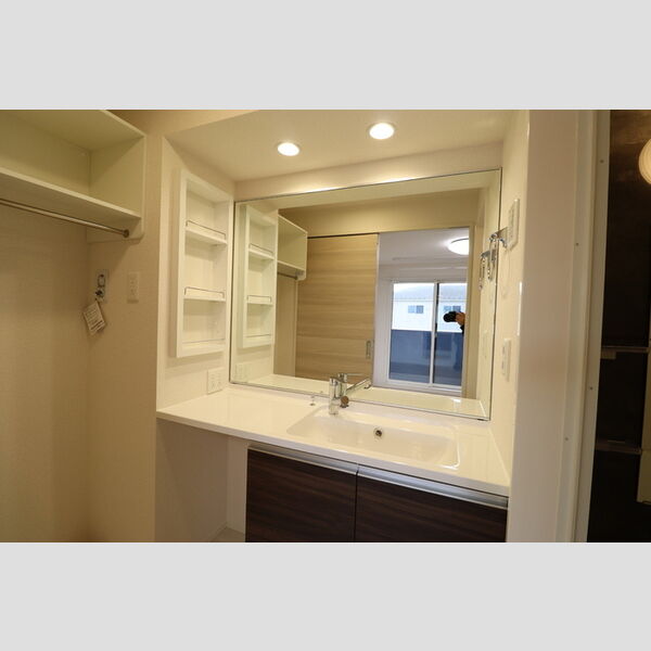 N・D-ROOM IIDACHOU　A棟206号室 洗髪洗面化粧台