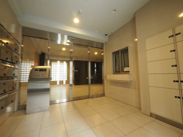 Rising place 押上三番館202号室 エントランス