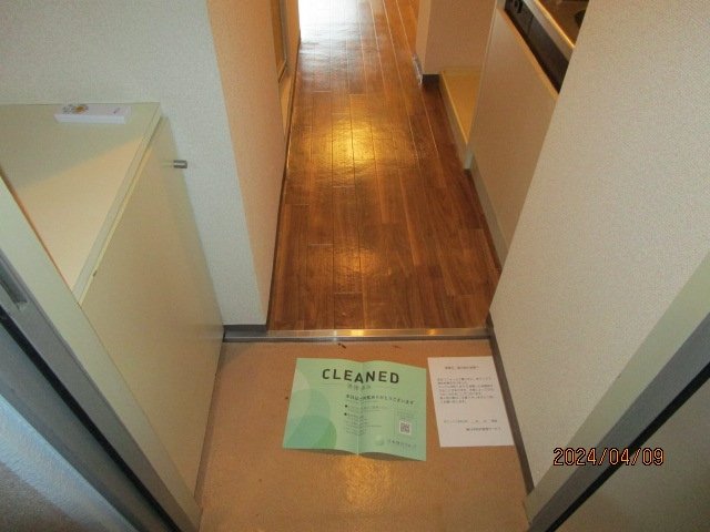 ラフィネ西荻 玄関