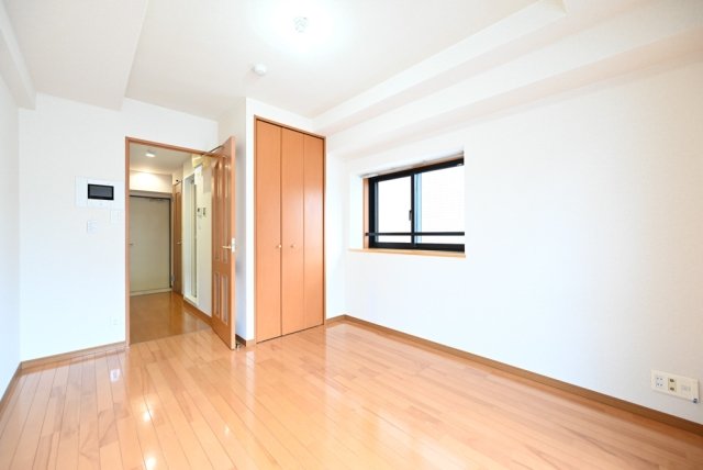 ガラ・シティ駒沢大学6階 同建物別部屋の参考画像