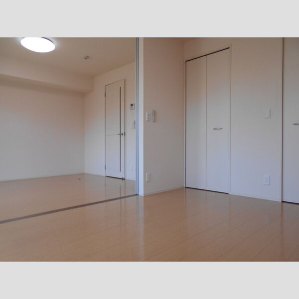 アプリコットガーデン　C201号室 同建物別部屋の参考画像